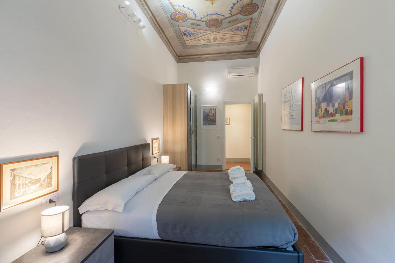 Pitti Suite-Hosted By Sweetstay Firenze Esterno foto